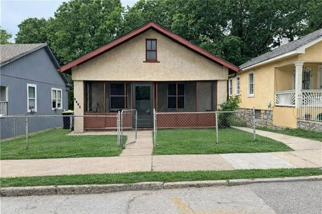 2750 Lister Avenue, Kansas City, MO 64128 - #1