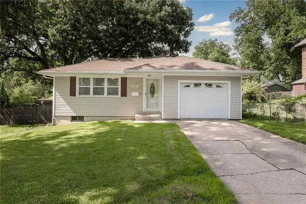 2611 Pacific Street, St Joseph, MO 64507
