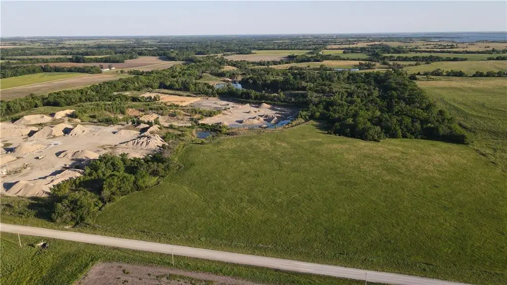 1673 17th Road, Waverly, KS 66871 - #1