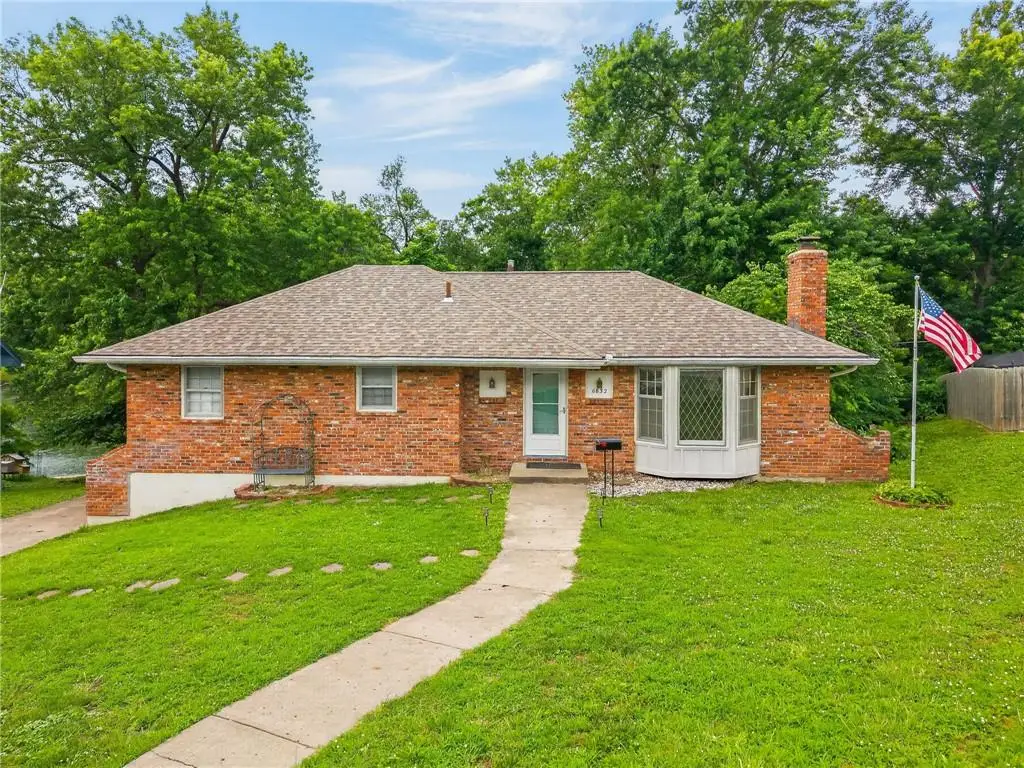 6832 Sterling Avenue, Raytown, MO 64133 - #1