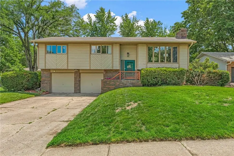 3409 Trail Road, Lawrence, KS 66049 - #2