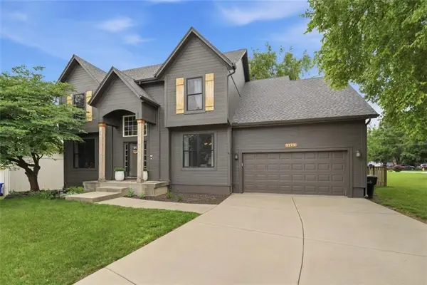 15883 W 154th Terrace, Olathe, KS 66062