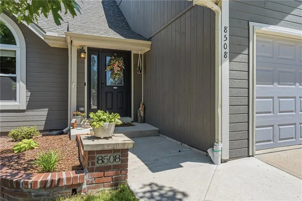 8508 NE 109th Street, Kansas City, MO 64157 - #1