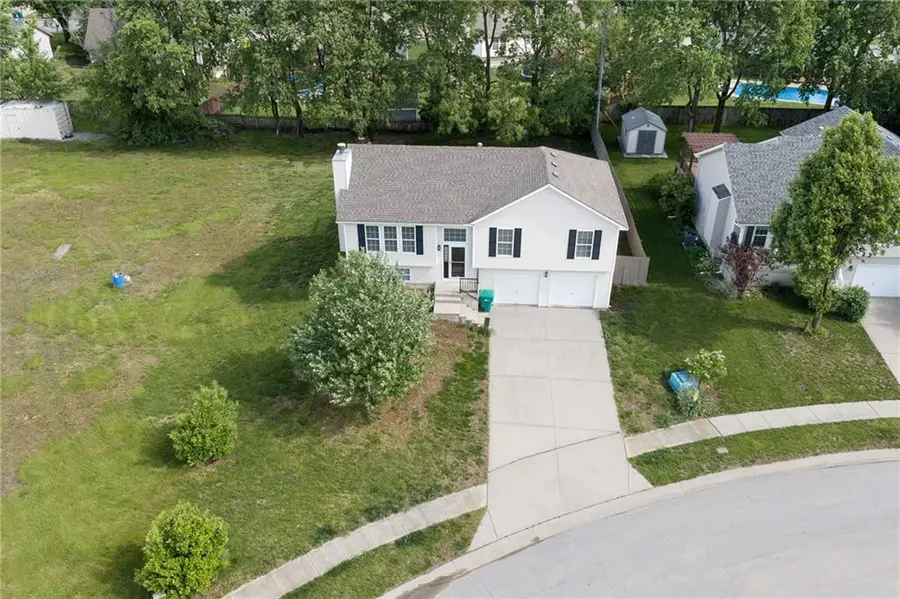 11212 Rowland Avenue, Kansas City, KS 66109 - #2