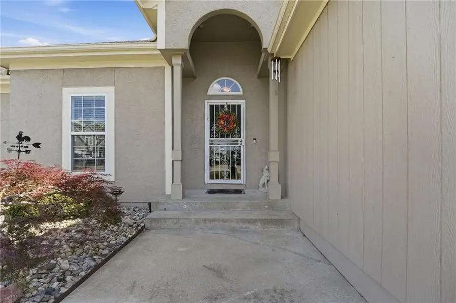 812 SW Nautica Court, Lees Summit, MO 64082 - #2