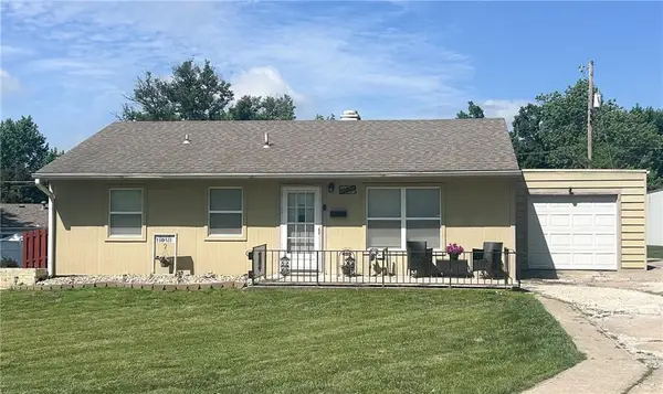 2710 Southeast Trail, St Joseph, MO 64506