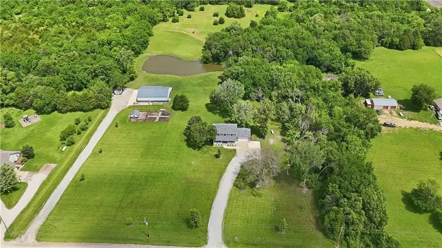 1390 N 550th Road, Baldwin City, KS 66006 - #2