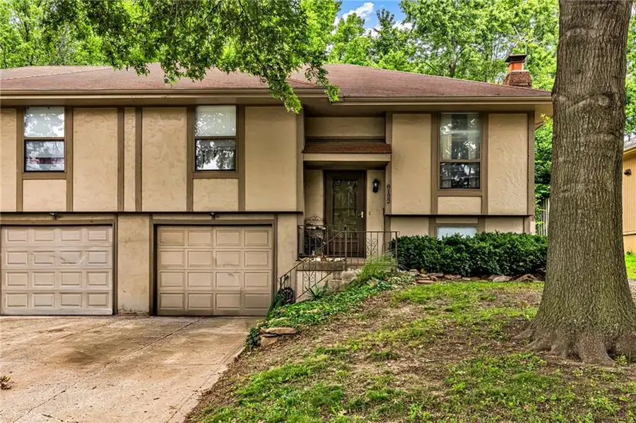 8120-8122 N Stoddard Avenue, Kansas City, MO 64152 - #2