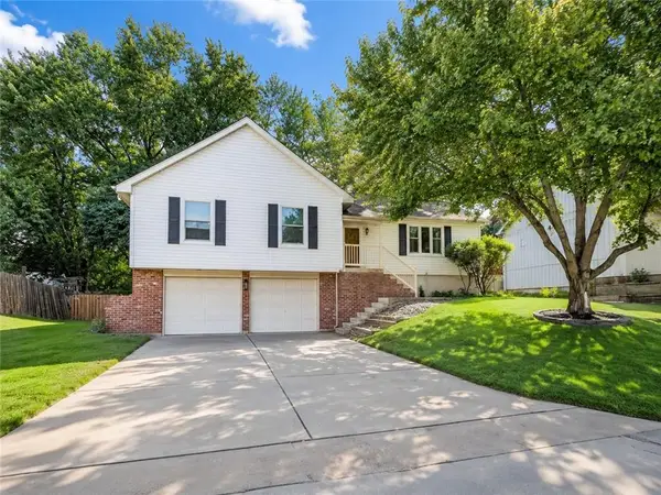 2123 NW 8th Street, Blue Springs, MO 64015