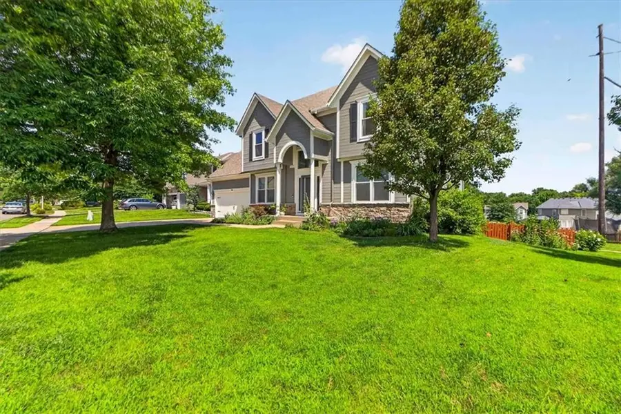 21614 W 96th Street, Lenexa, KS 66220 - #2