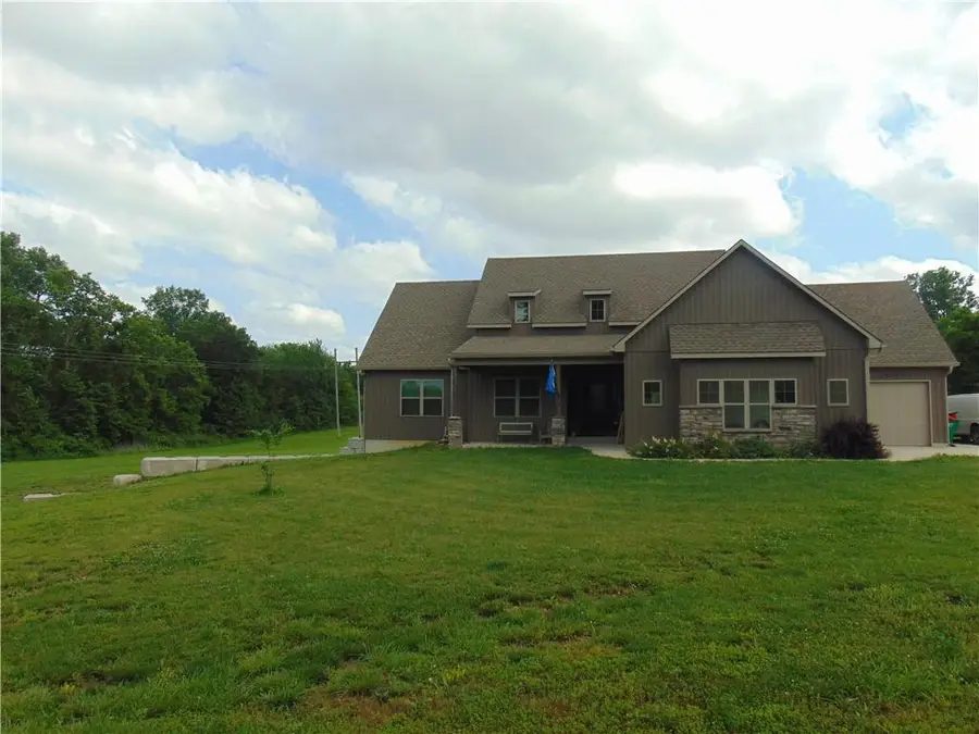 26401 E 267th Street, Harrisonville, MO 64701 - #2