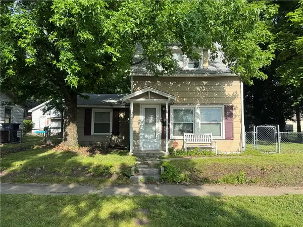 416 N Hall Street, Webb City, MO 64870