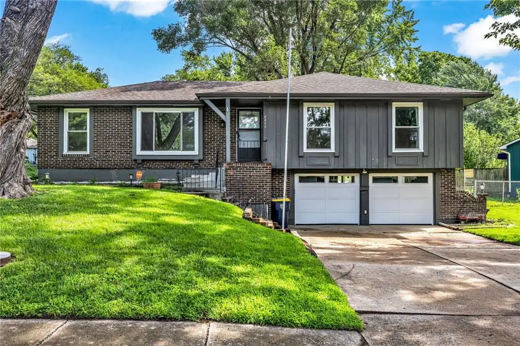 8800 Mcelroy Road, Kansas City, MO 64134 - #1