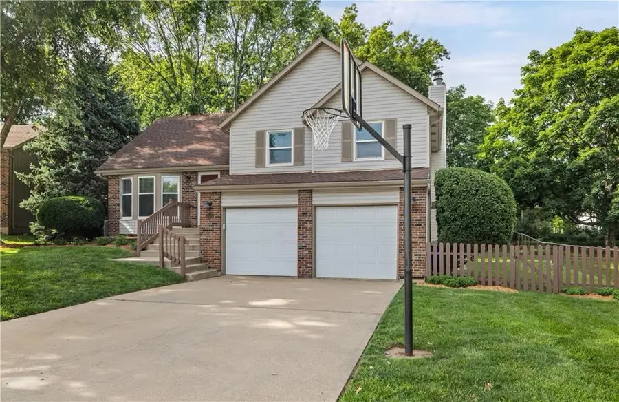 15622 W 125th Street, Olathe, KS 66062 - #2