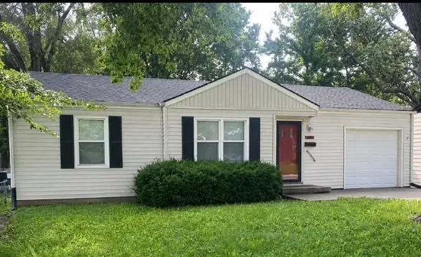3020 S Norton Avenue, Independence, MO 64052