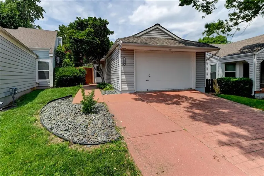 1429 Birdseye Court, Blue Springs, MO 64015 - #3