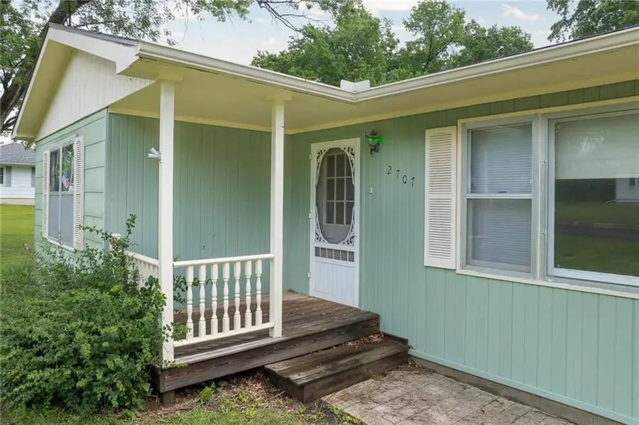 2707 Tomahawk Road, Chillicothe, MO 64601 - #3