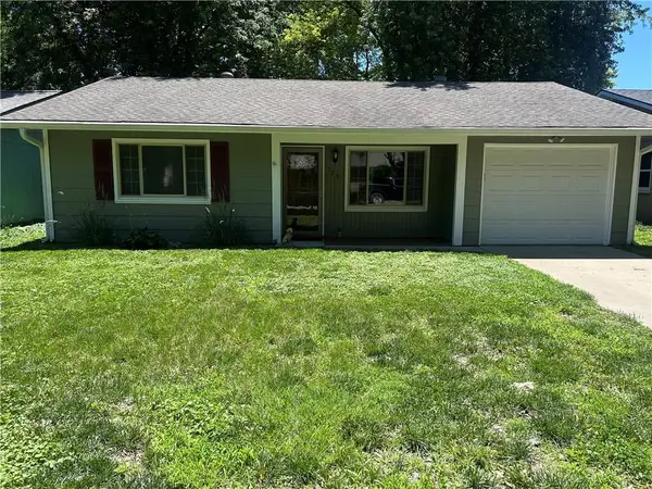 328 Lyon Street, Lawrence, KS 66044