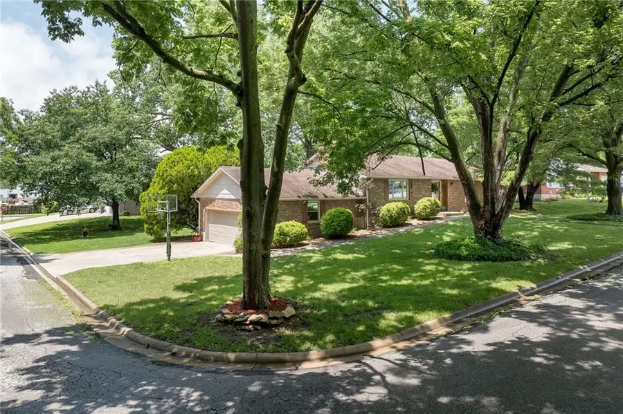 1420 Dowell Drive, Chillicothe, MO 64601 - #3