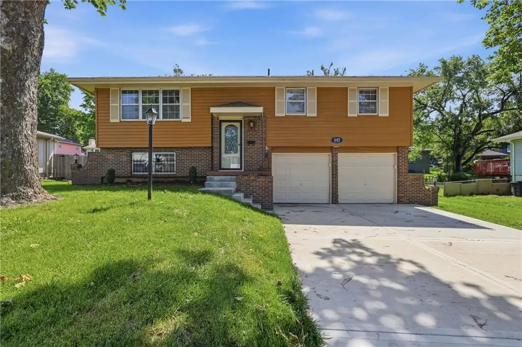 643 N 62nd Terrace, Kansas City, KS 66102 - #1