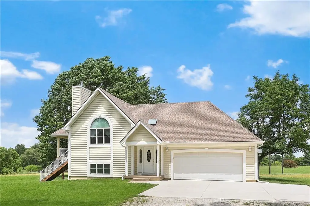 25408 E Orient Cemetery Road, Harrisonville, MO 64701 - #1