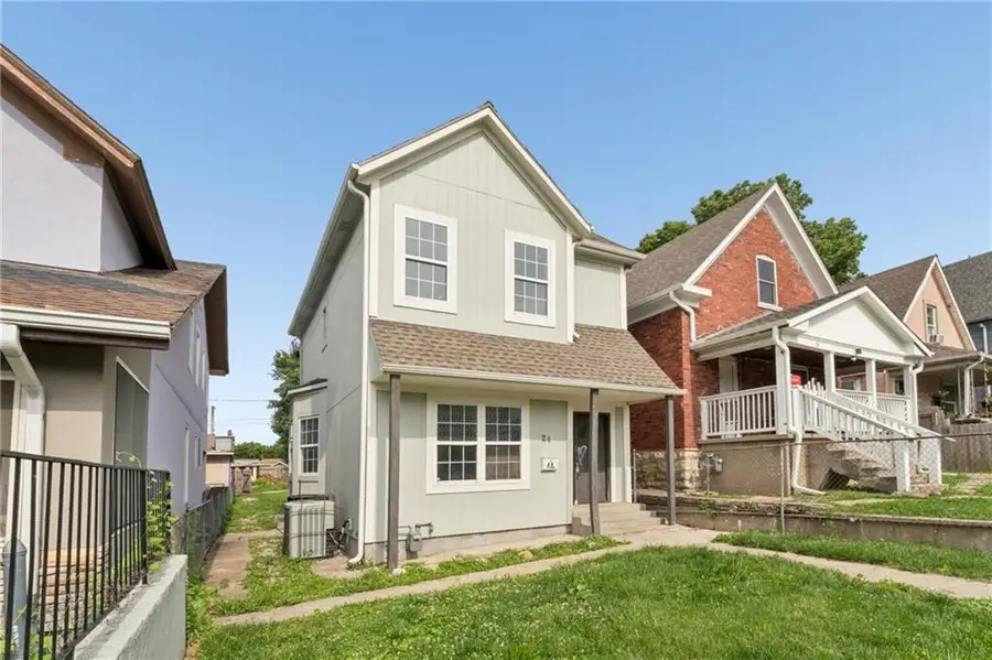 24 S 11th Street, Kansas City, KS 66102 - #2