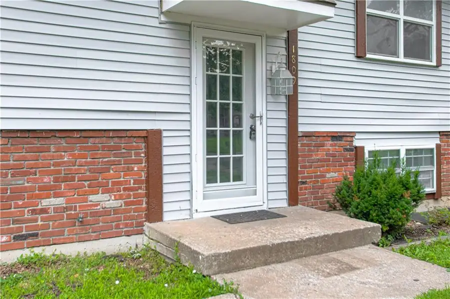 1809 SE Abbey Street, Blue Springs, MO 64014 - #2