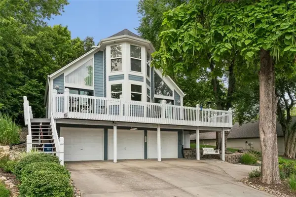 35 X Street, Lake Lotawana, MO 64086