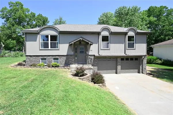 118 Town Court Circle, Platte City, MO 64079