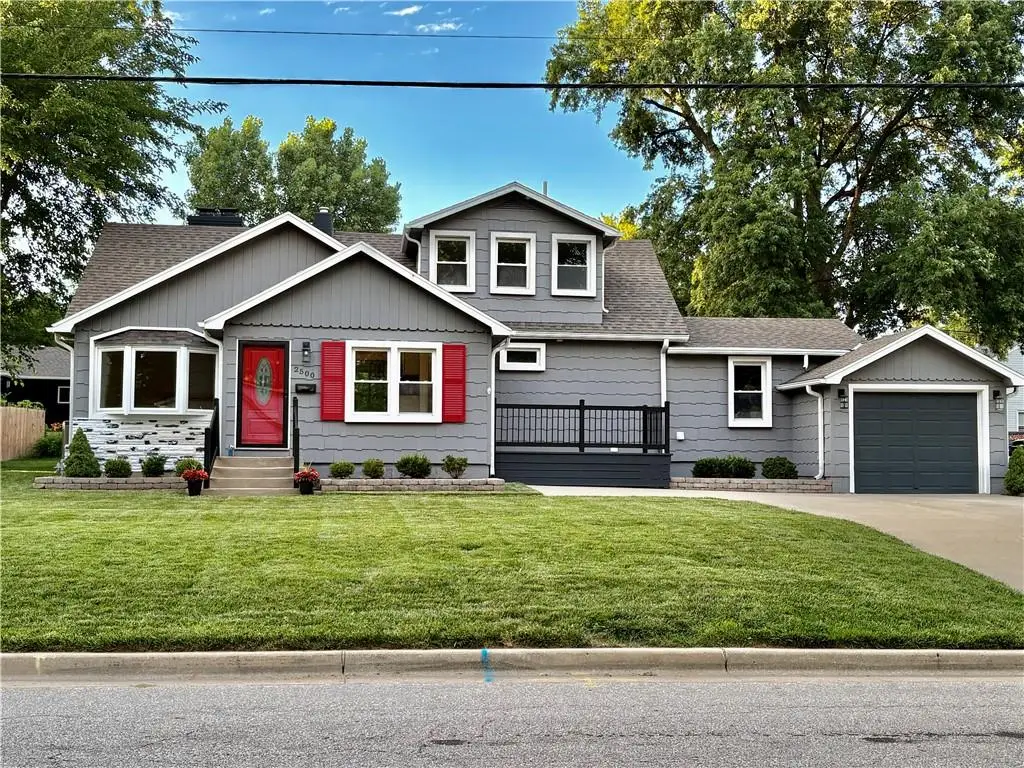 2500 W 47th Terrace, Westwood, KS 66205 - #1