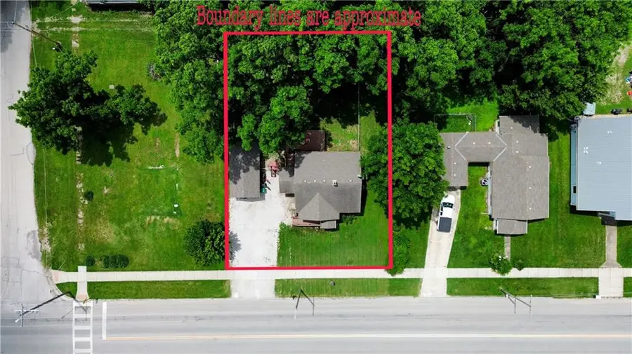 613 E Market Street, Lacygne, KS 66040 - #3