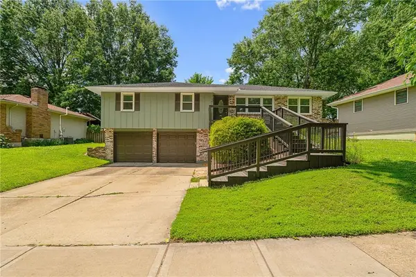 7401 NW 77th Terrace, Kansas City, MO 64152