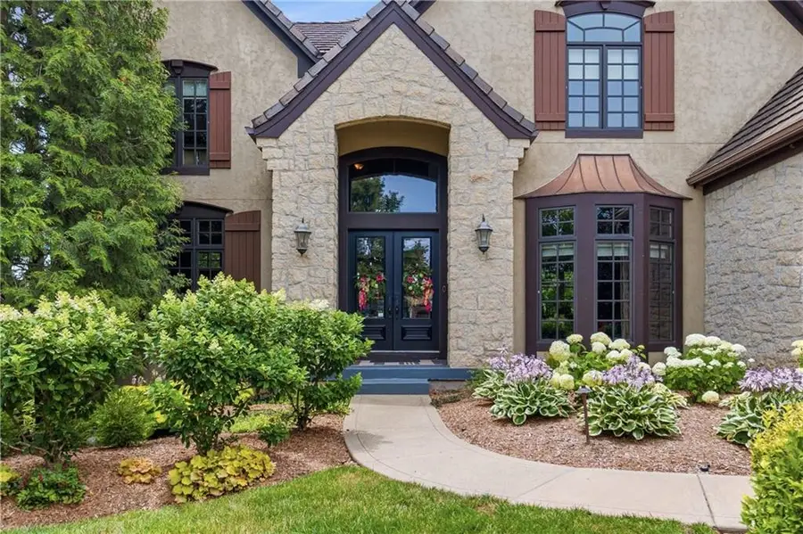 12715 W 160 Terrace, Overland Park, KS 66221 - #3