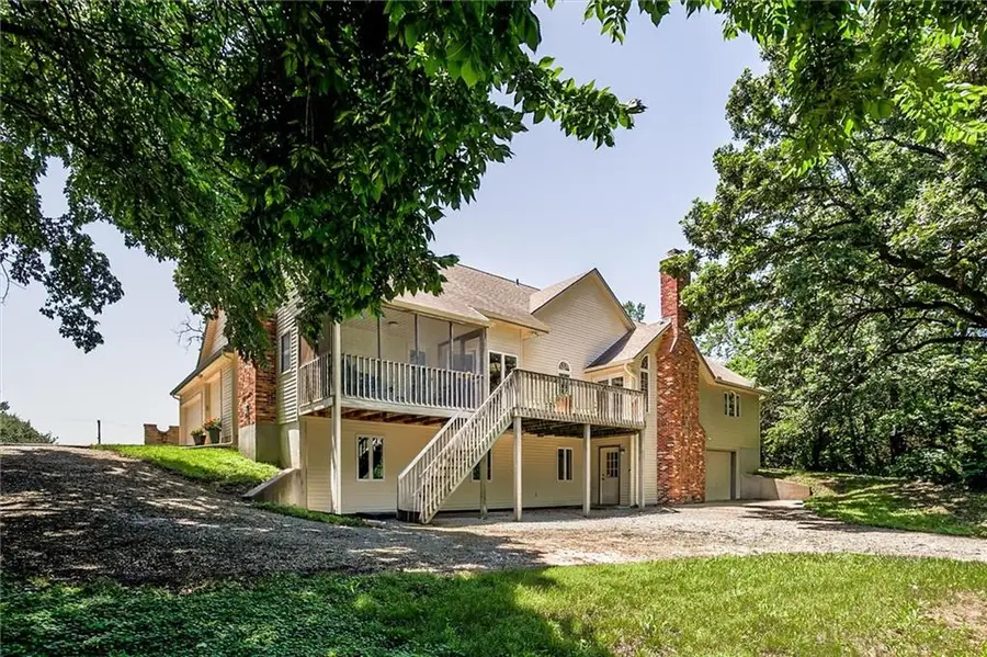 1300 E South Street, Harrisonville, MO 64701 - #3