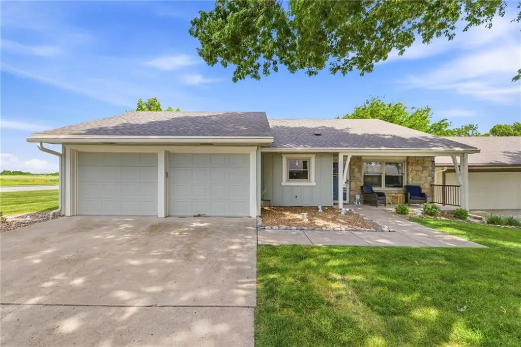 8200 E 189th Terrace, Belton, MO 64012 - #1