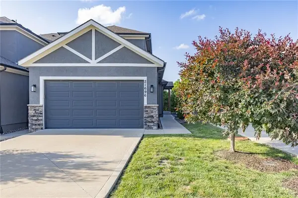 21696 W 123 Terrace, Olathe, KS 66061
