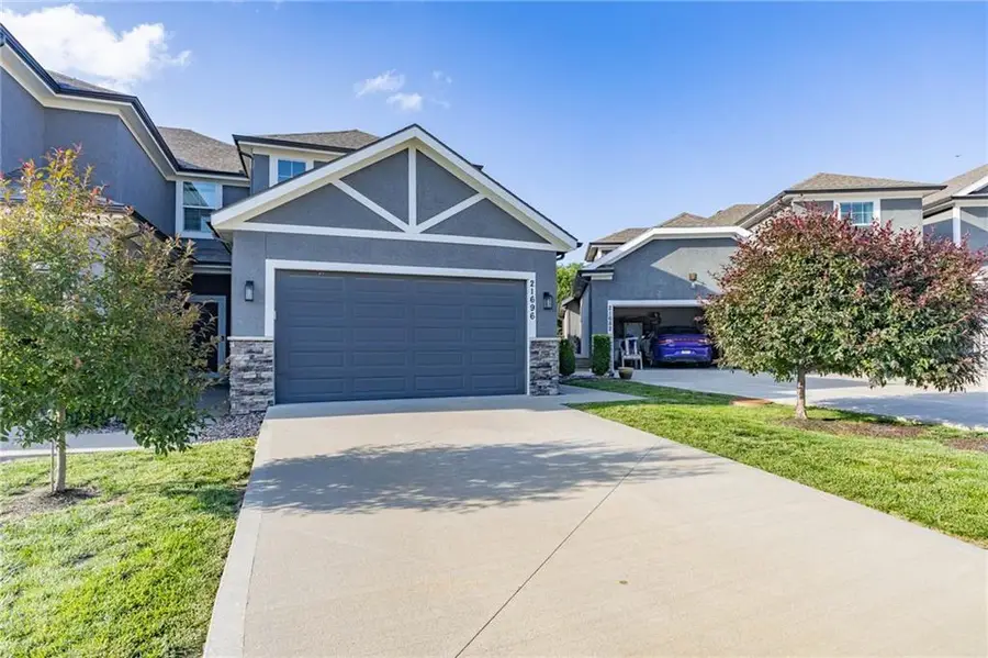 21696 W 123 Terrace, Olathe, KS 66061 - #2