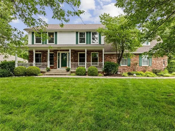 13842 Harbor Drive, Bonner Springs, KS 66012