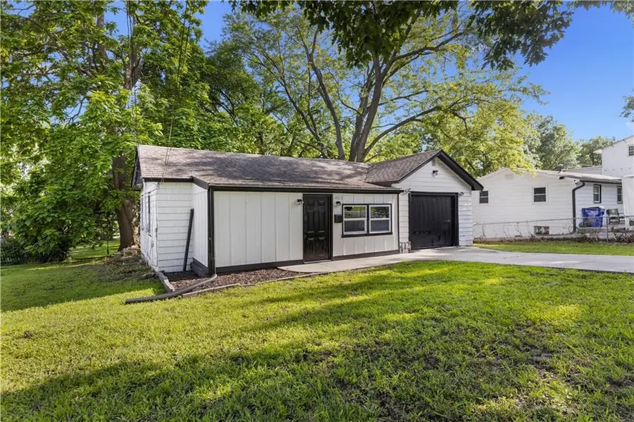 1401 NE 70th Terrace, Gladstone, MO 64118 - #2
