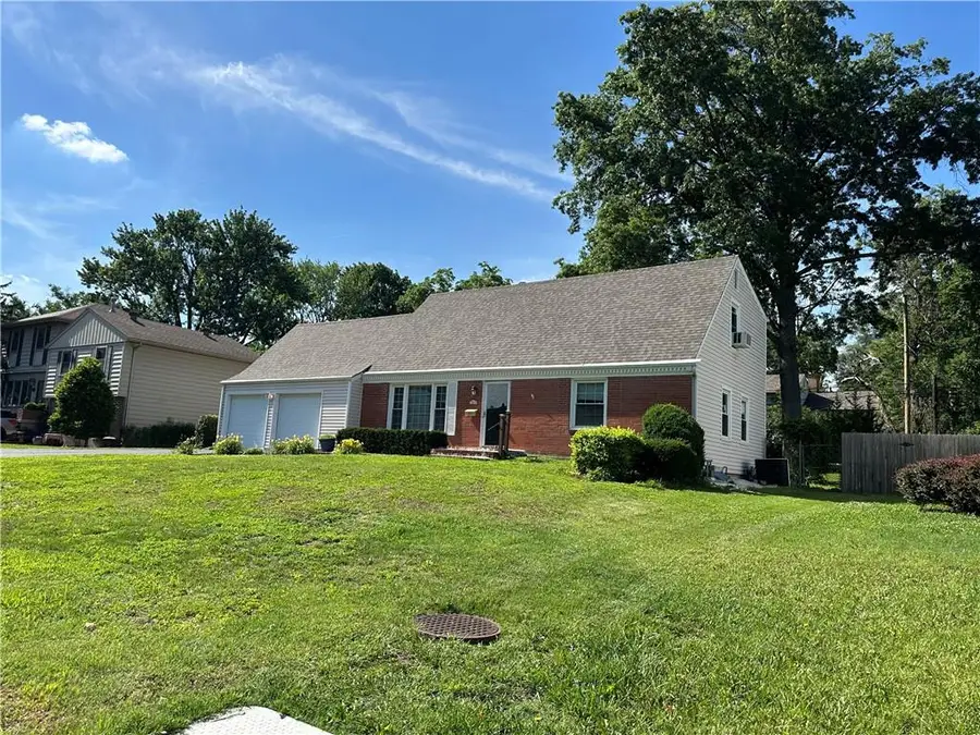 7300 W 89th Terrace, Overland Park, KS 66212 - #3