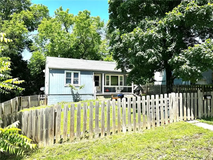 4322 Oakland Avenue, Kansas City, KS 66102 - #3