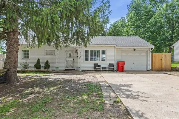 5308 N Michigan Avenue, Kansas City, MO 64118