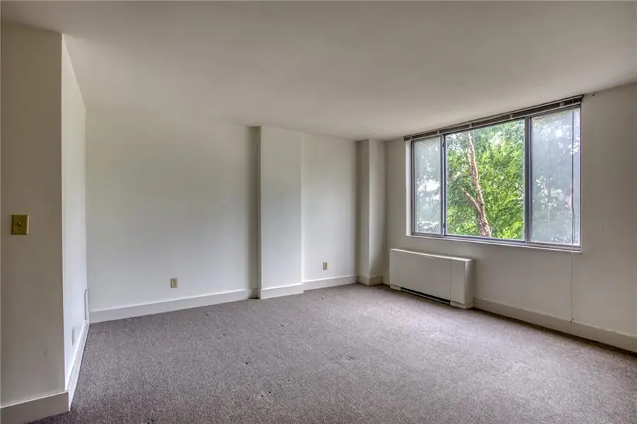 600 E 8th Street #3L, Kansas City, MO 64106 - #2