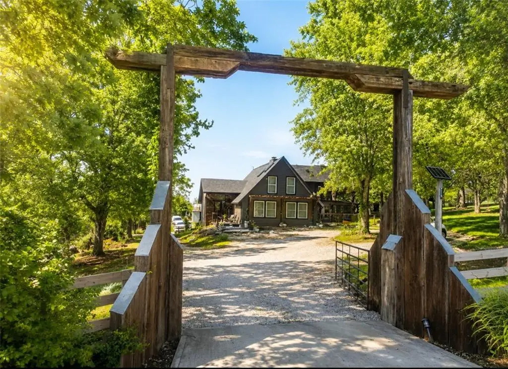 31408 E Major Road, Grain Valley, MO 64029 - #1