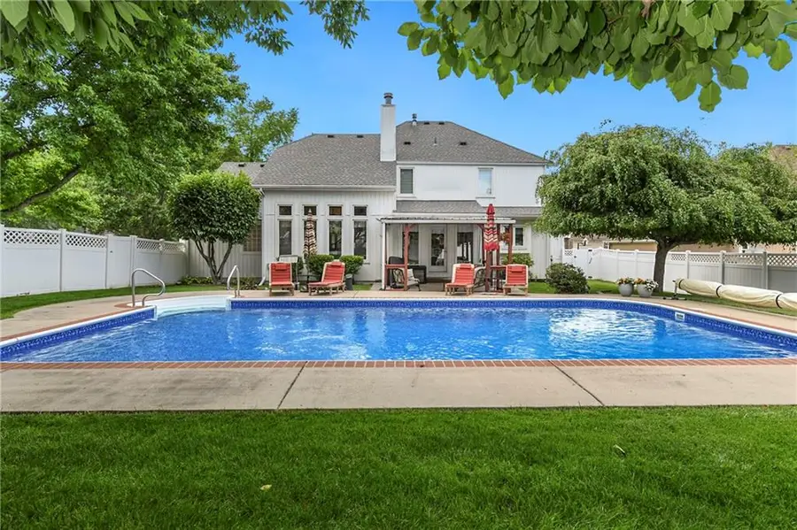 3912 Manhattan Avenue, Blue Springs, MO 64015 - #2