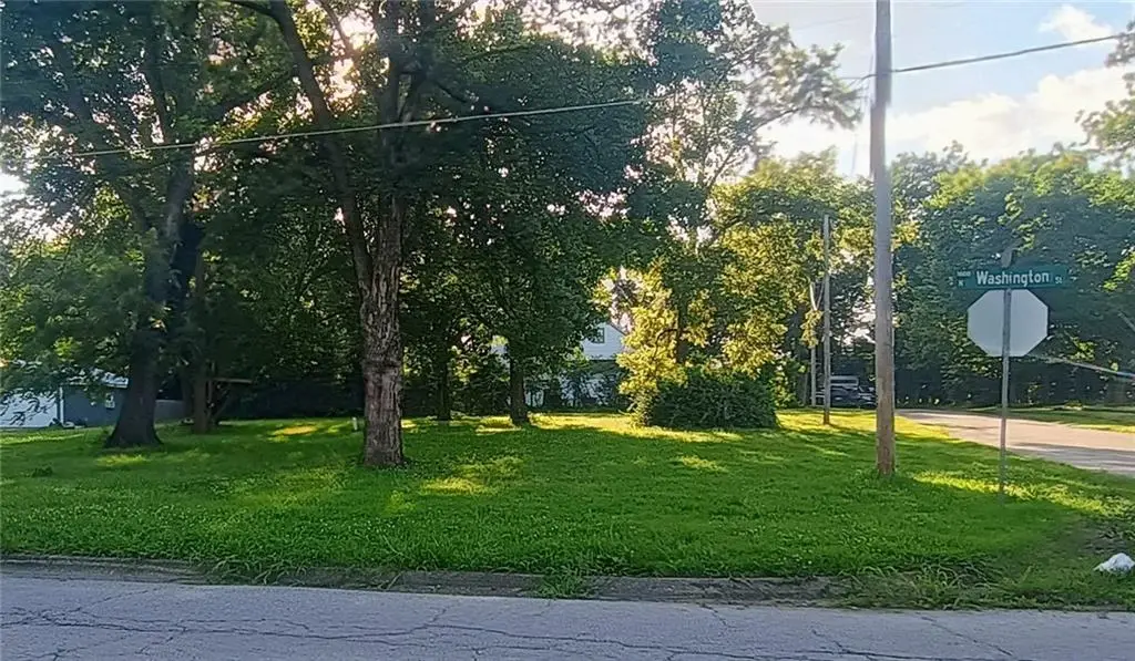 1606 N Washington Street, Nevada, MO 64772 - #1