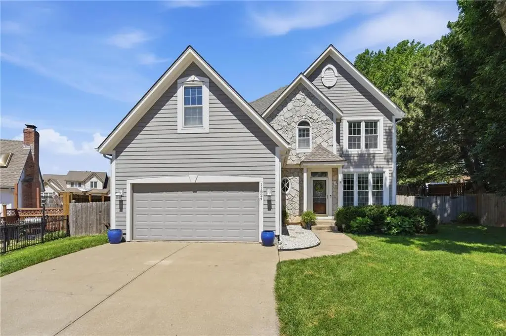 11824 W 112th Terrace, Overland Park, KS 66210 - #1