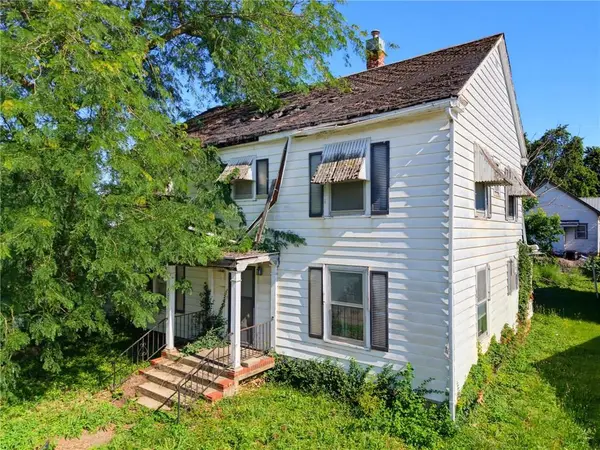 305 E 10th Street, Trenton, MO 64683