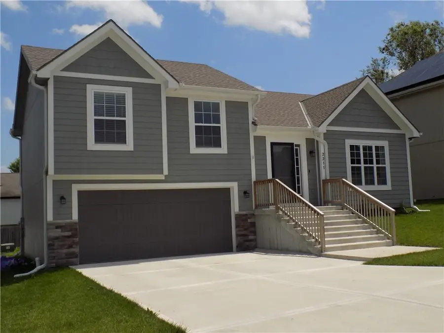2211 Pike Street, Saint Joseph, MO 64503 - #3
