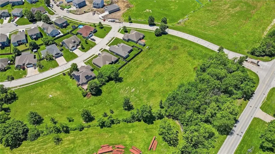 Tuscany Parkway, Peculiar, MO 64078 - #2